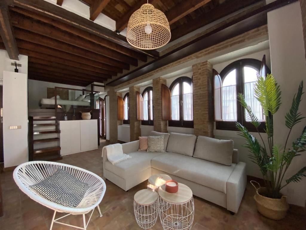 Appartement Hostfy Centro Puerta Osario à Séville Extérieur photo